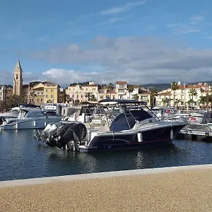 Climatise Proche De La Sanary-sur-Mer